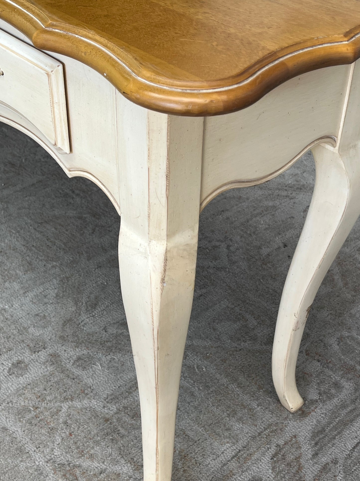 Ethan Allen Country French Style Console Table