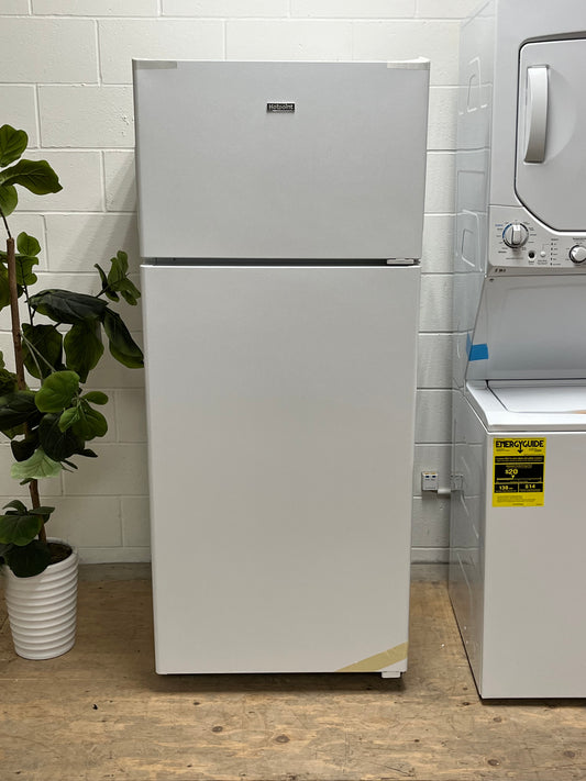 Hotpoint 17.5 Cu. Ft. Top Freezer Refrigerator