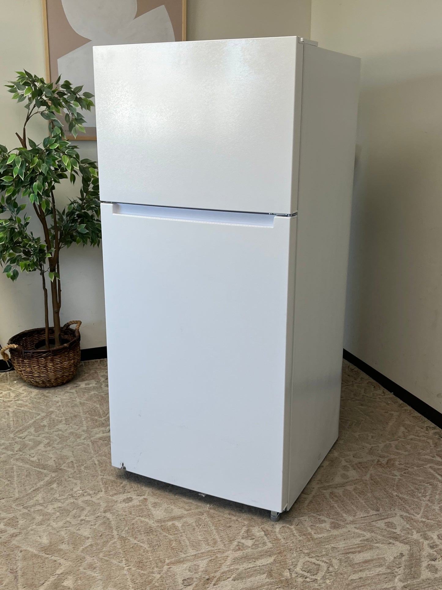 Seasons 18 Cu. Ft. Top-Freezer White Refrigerator