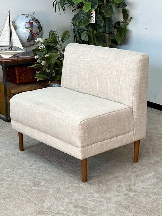Modern Armless Linen Seat