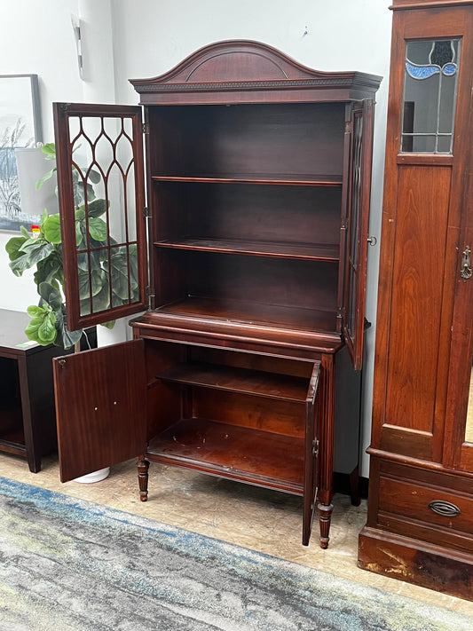 Antique Style China Hutch