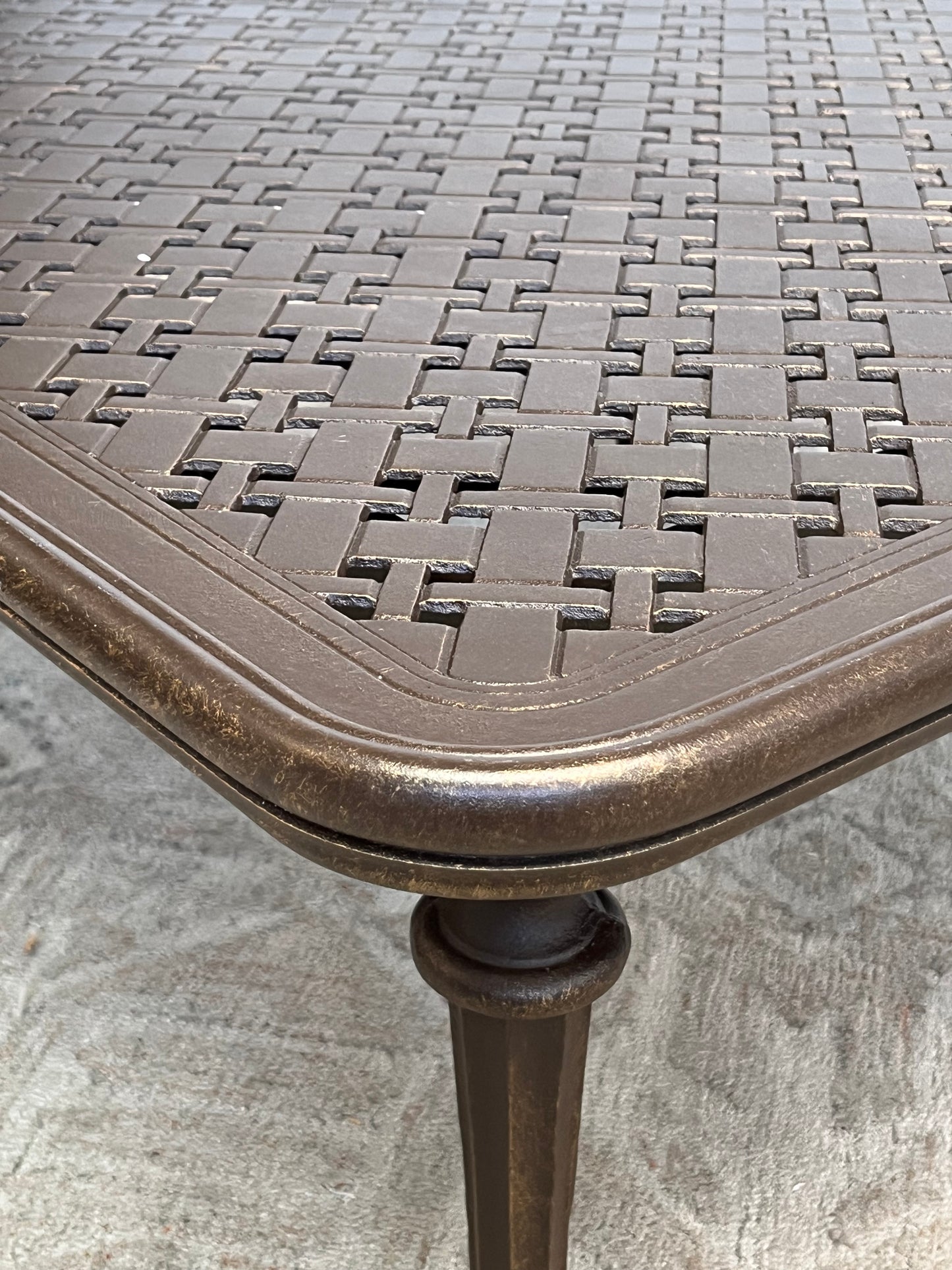 Mallin Funiture Outdoor Patio Coffee Table