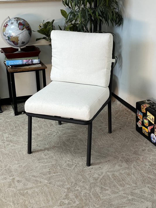 Kreiss Outdoor Modern Chair with White Cushions