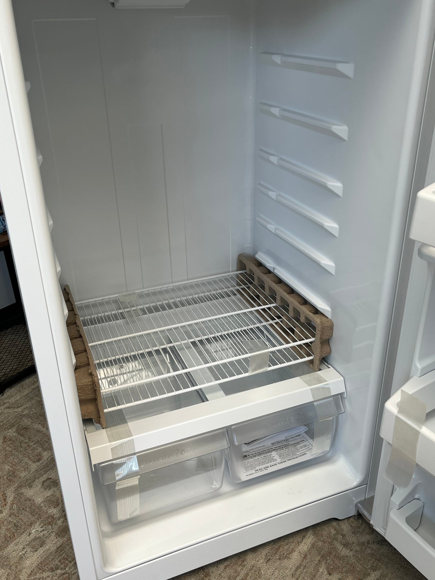 Hotpoint 17.5 Cu. Ft. Top Freezer Refrigerator