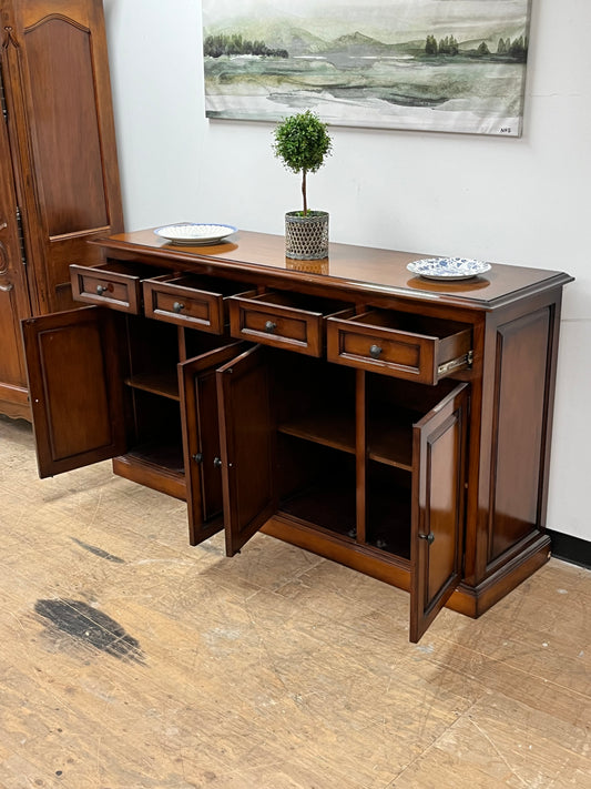 Traditional Style Wooden Buffet
