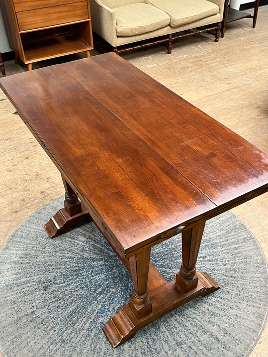 Farmhouse Style Expandable Table