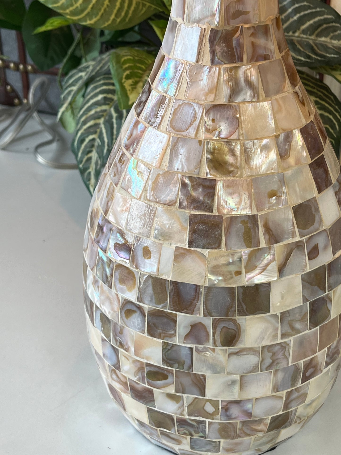 Modern Natural Shell Tile Table Lamp