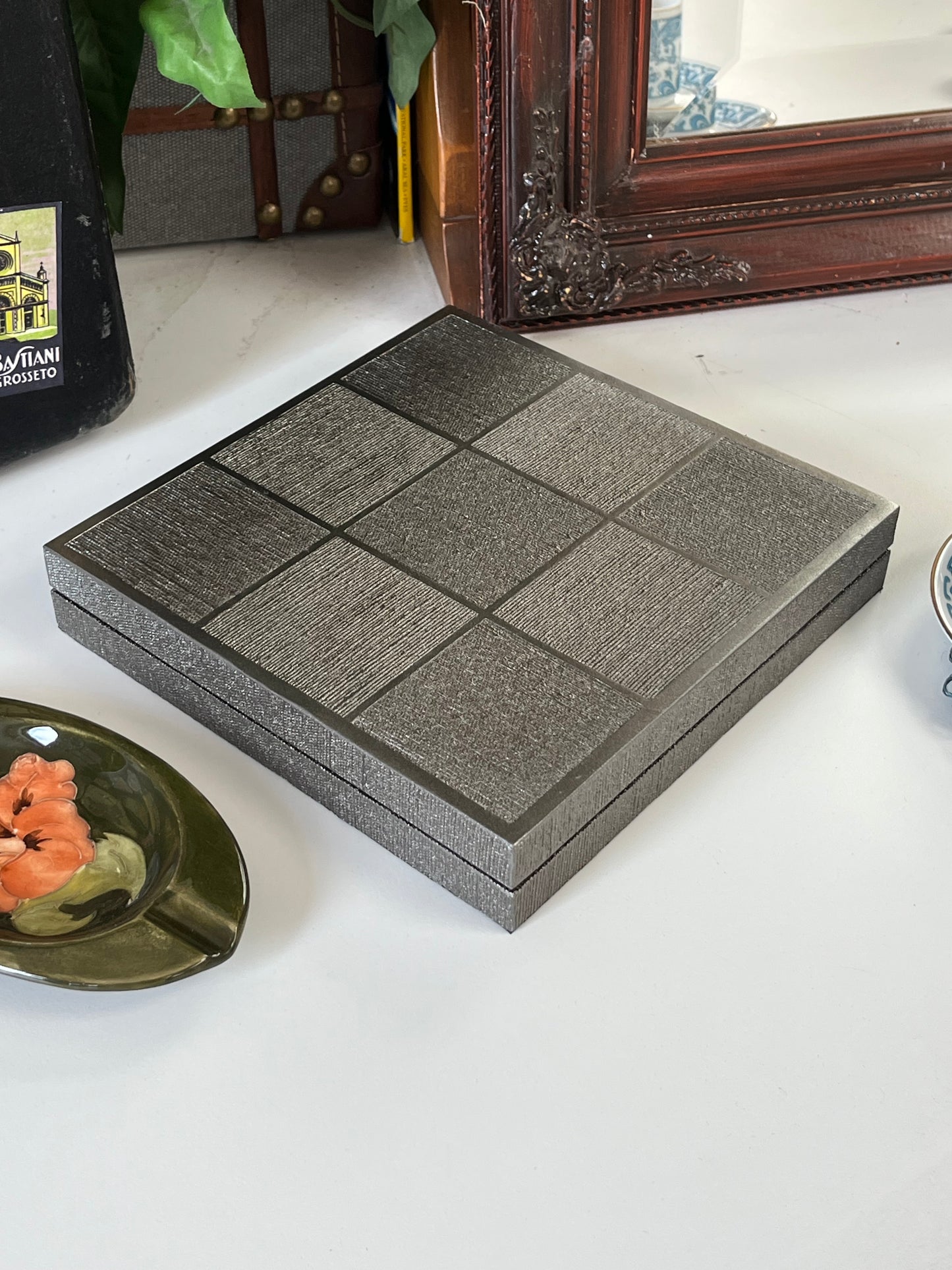Diamond Pattern Jewelry Box