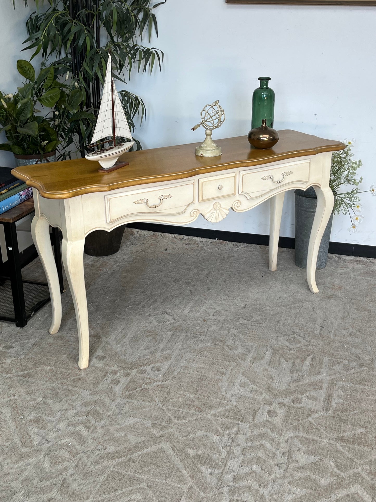 Ethan Allen Country French Style Console Table