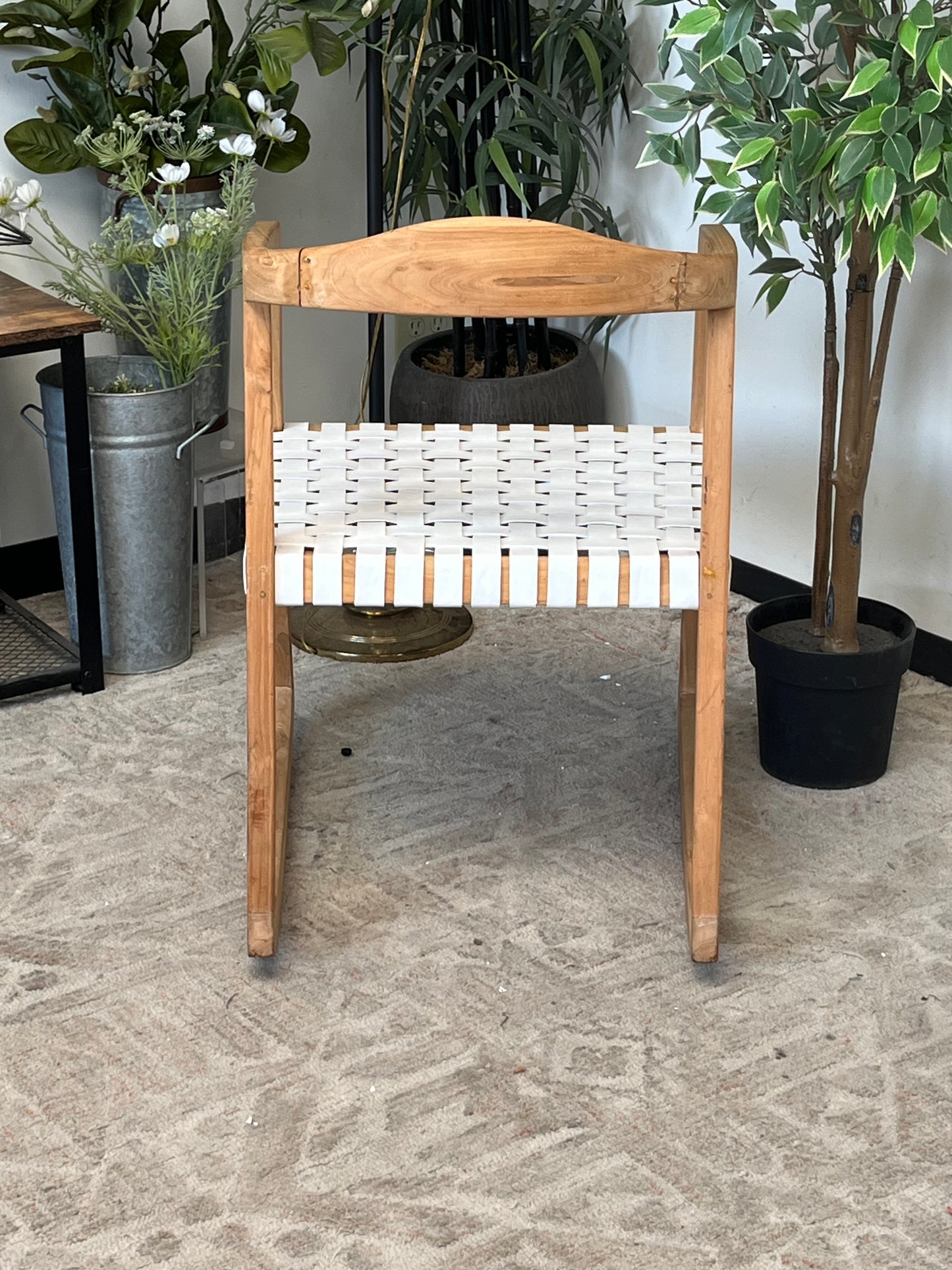 Safavieh Furniture White Lounge Chair