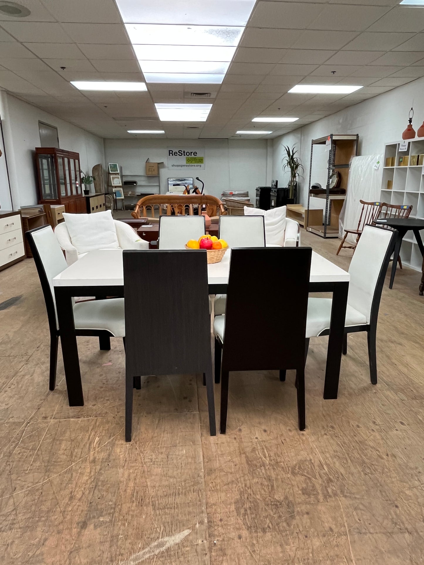 Modern Style White Dining Set With 6 Chairs