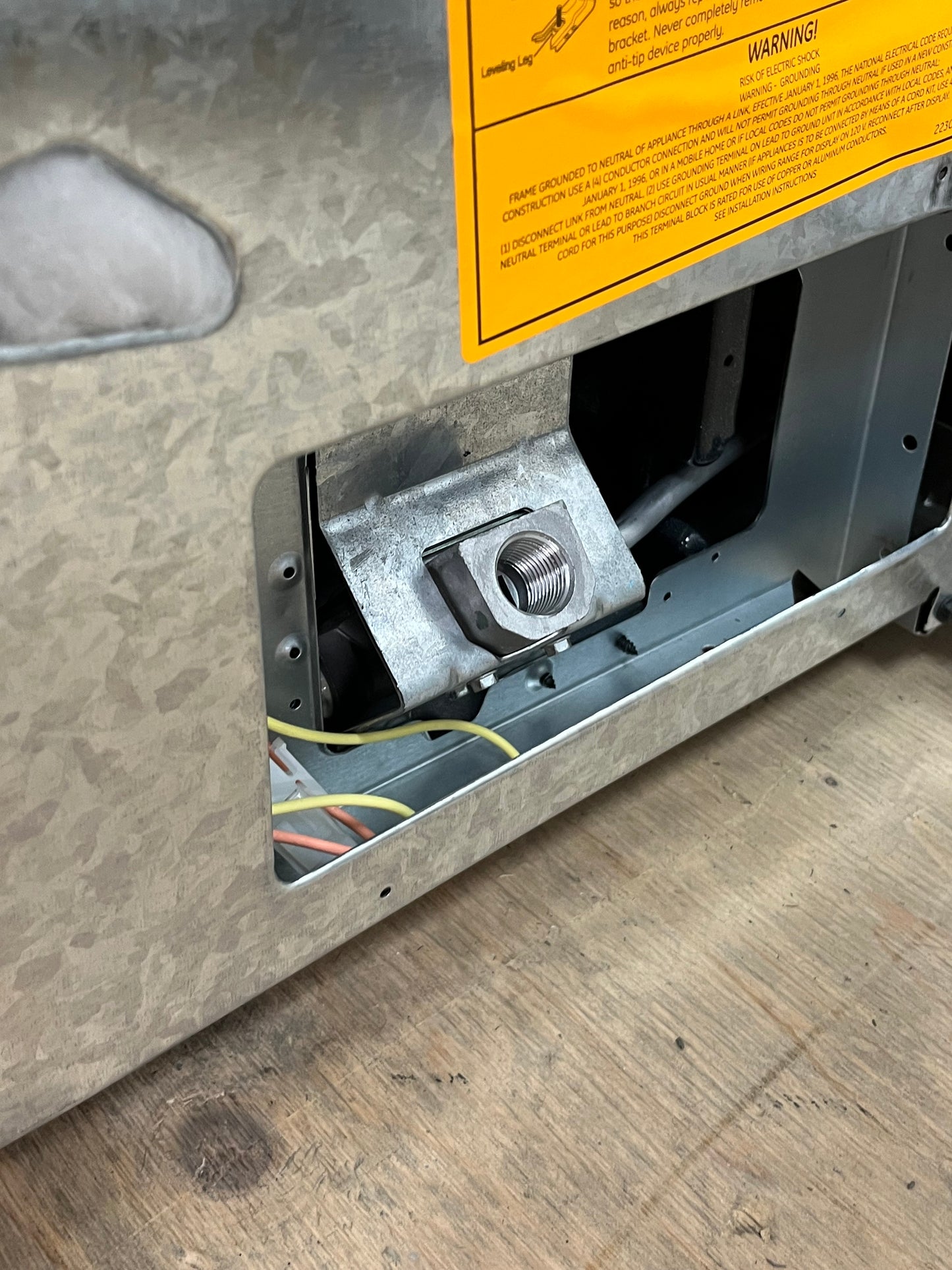 GE 4.8 cu. ft. Freestanding Gas Range Dented