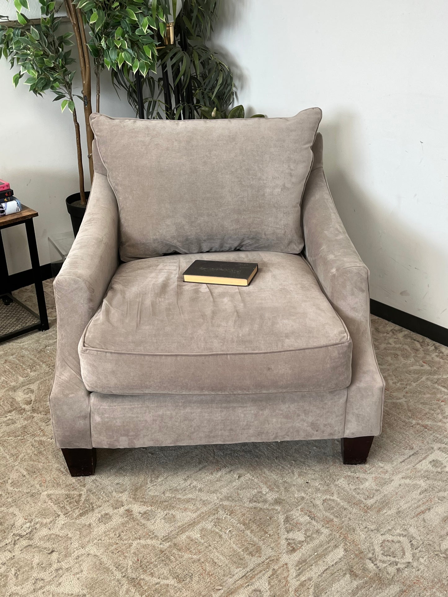 Broyhill Furniture Grey Suede Finish Sofa Chair
