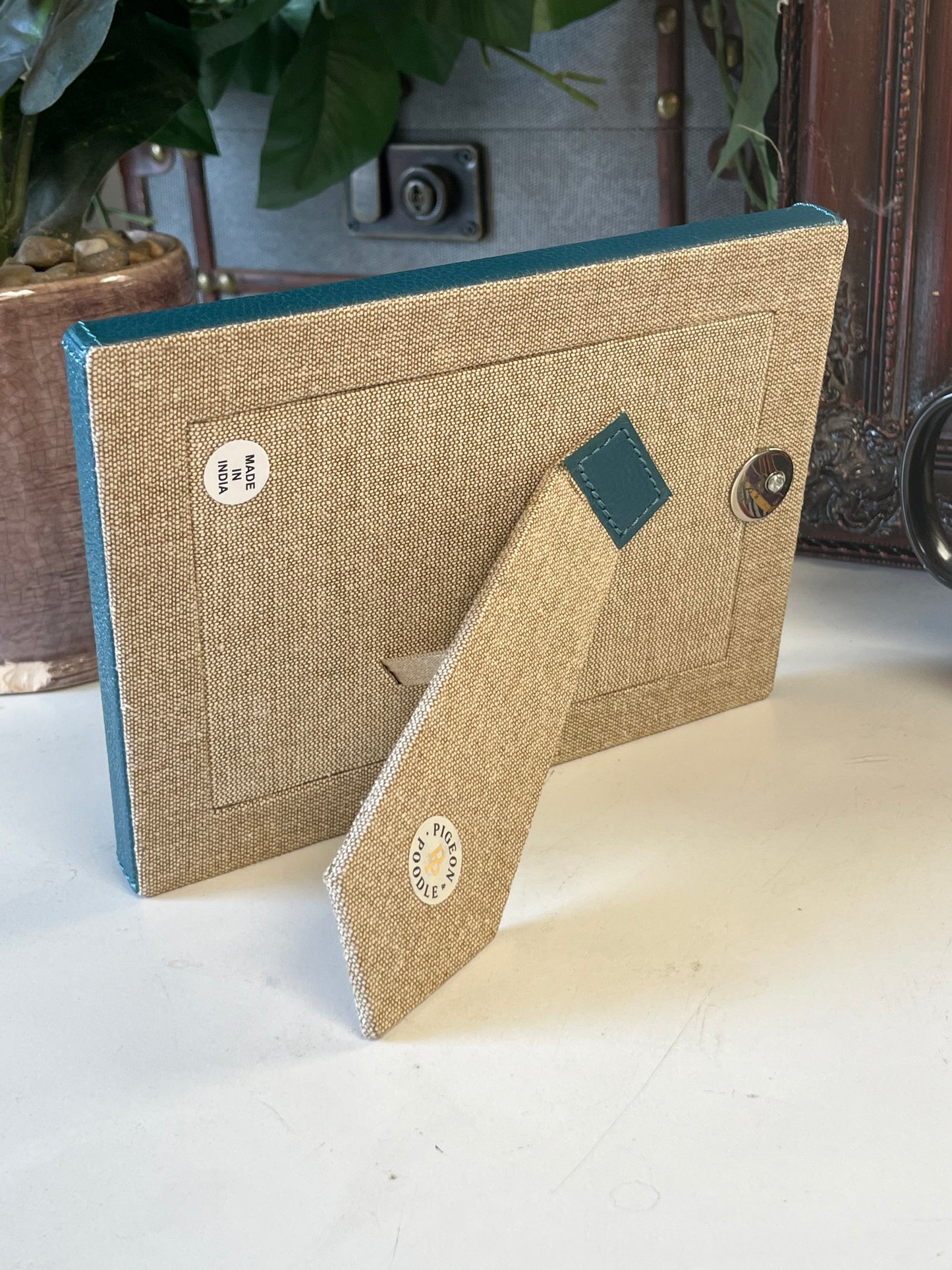 Traditional Leather 4" x 6" Teal Picture Frame