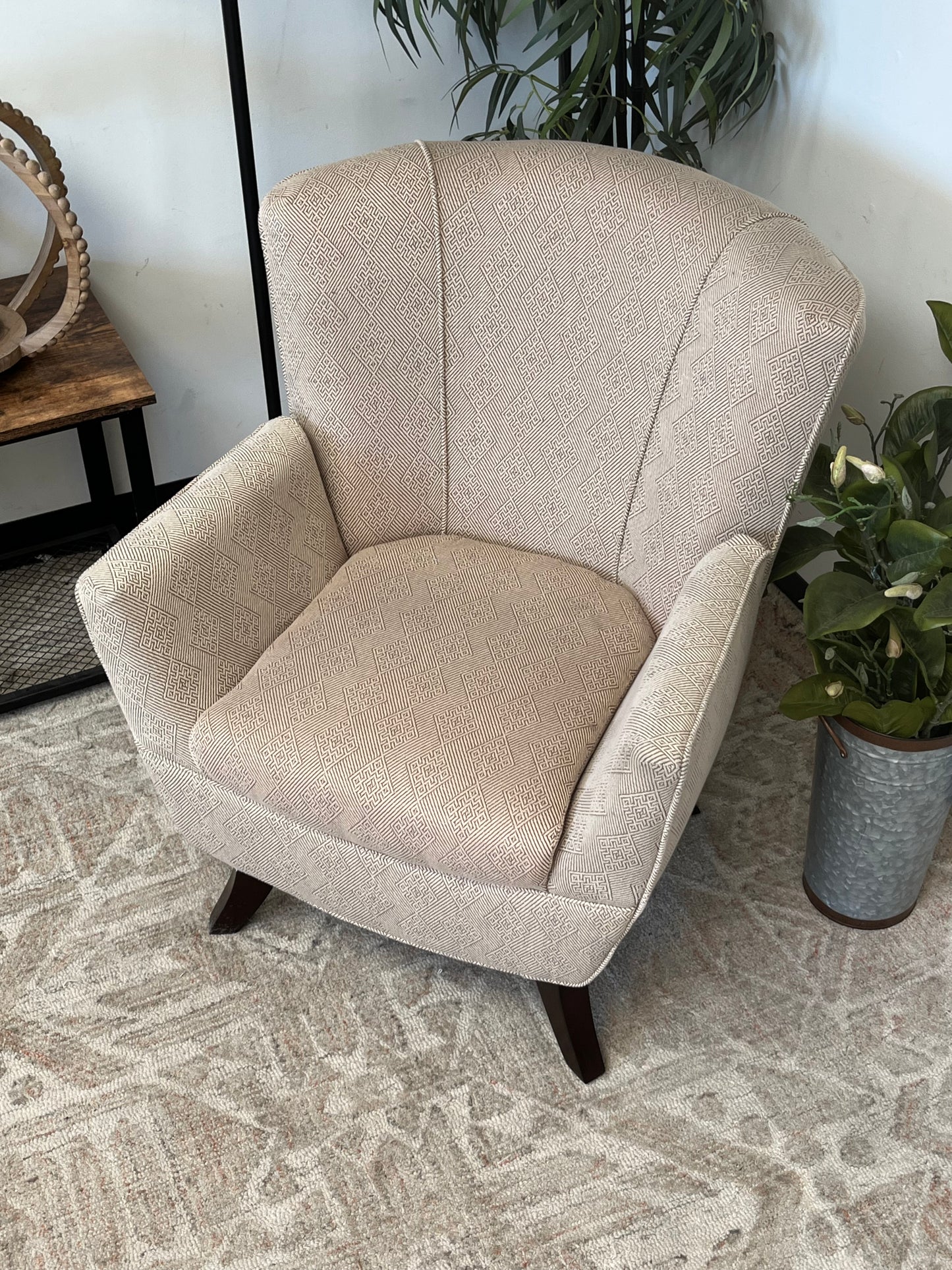 Best Chairs Funiture Diamond Pattern Chair