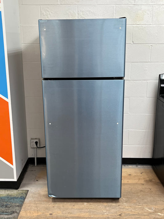 GE 17.5 cu.ft. Top Freezer Stainless Steel Refrigerator - Damaged