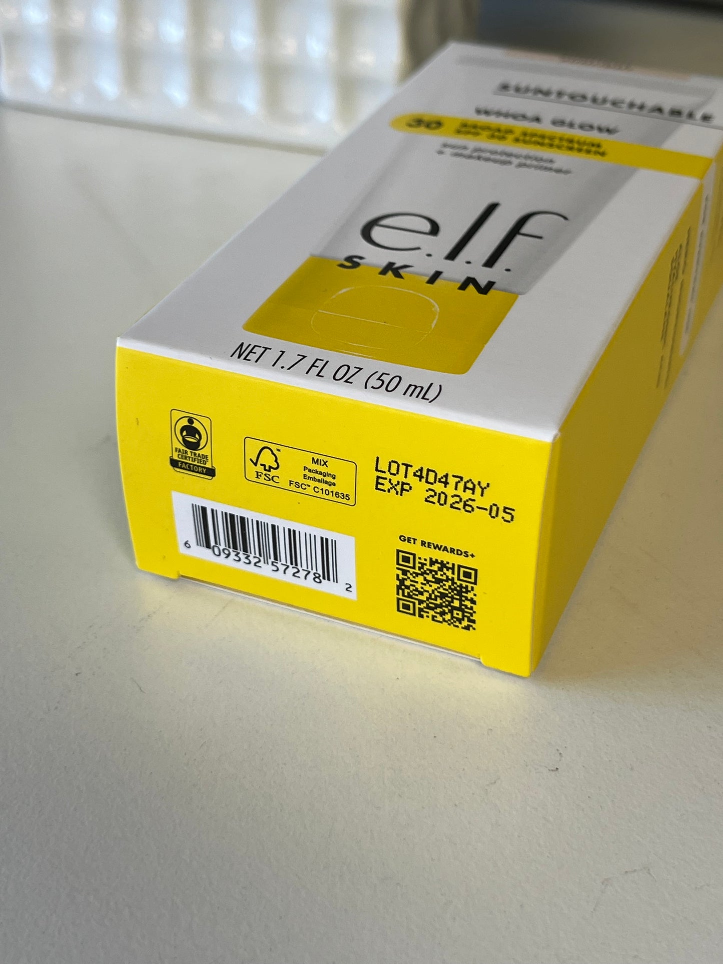 E.L.F. Suntouchable! Whoa Glow SPF 30 Sunscreen - Sunlight