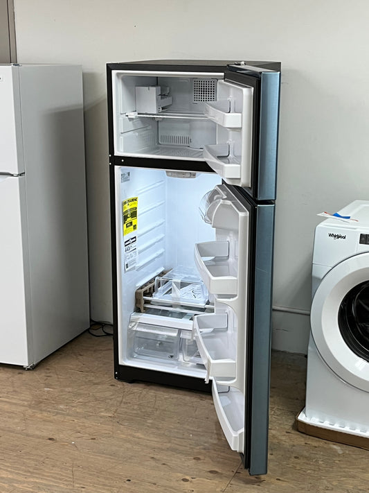 GE 17.5 Cu.Ft Stainless Steel Top Freezer Refrigerator