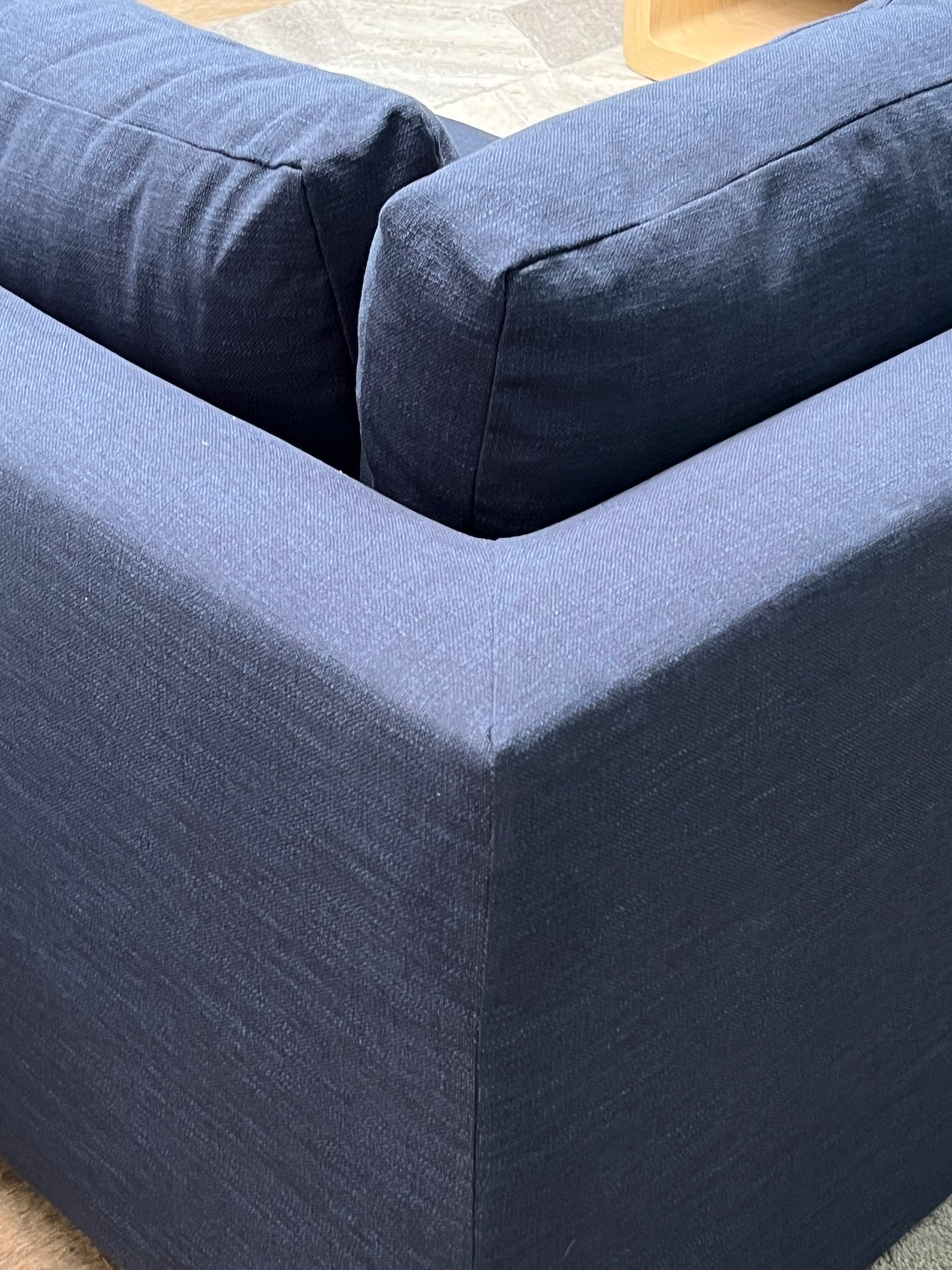 Modern Right Arm Sectional Sofa