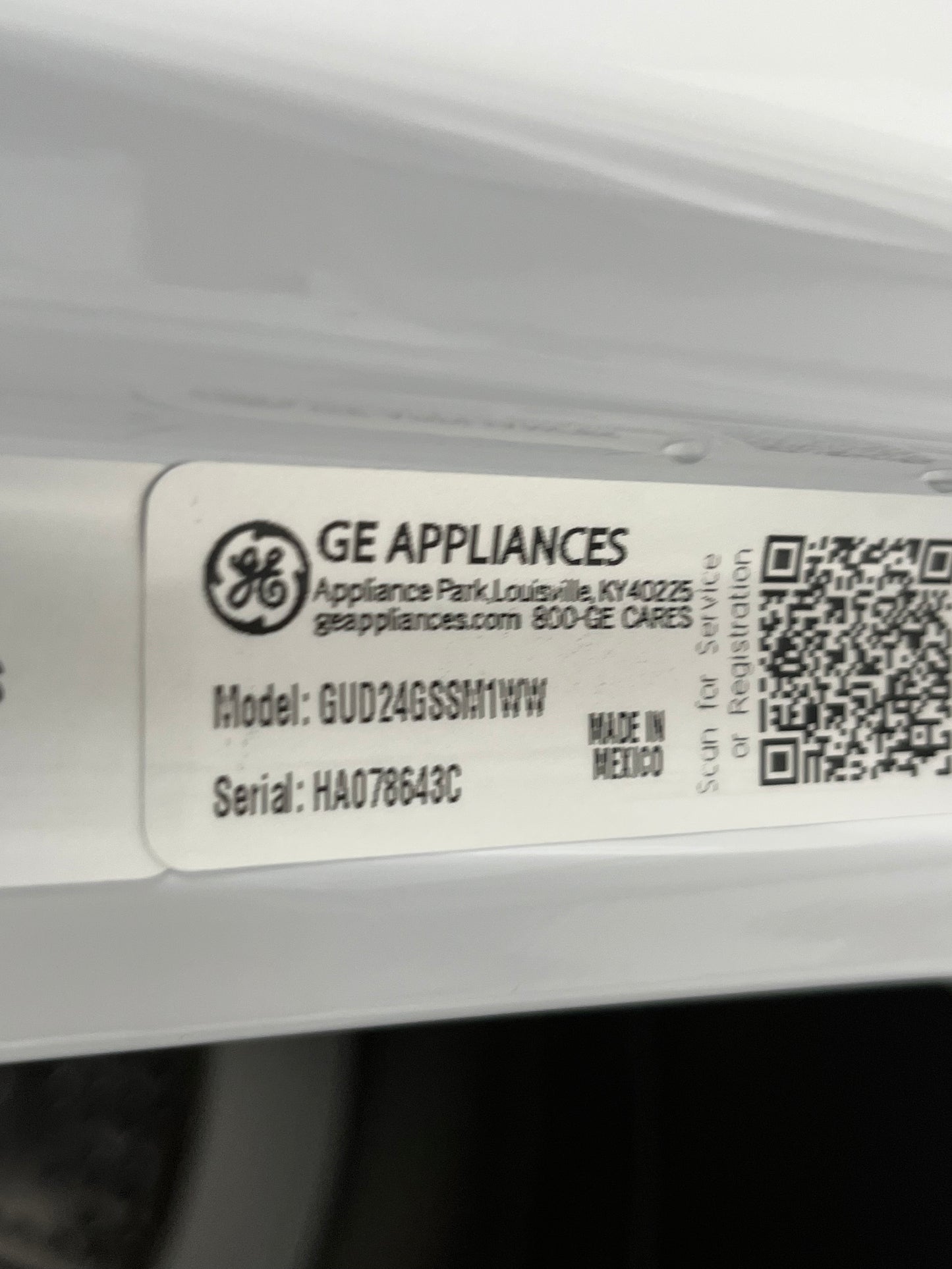 GE Unitized Spacemaker Washer with Gas Dryer