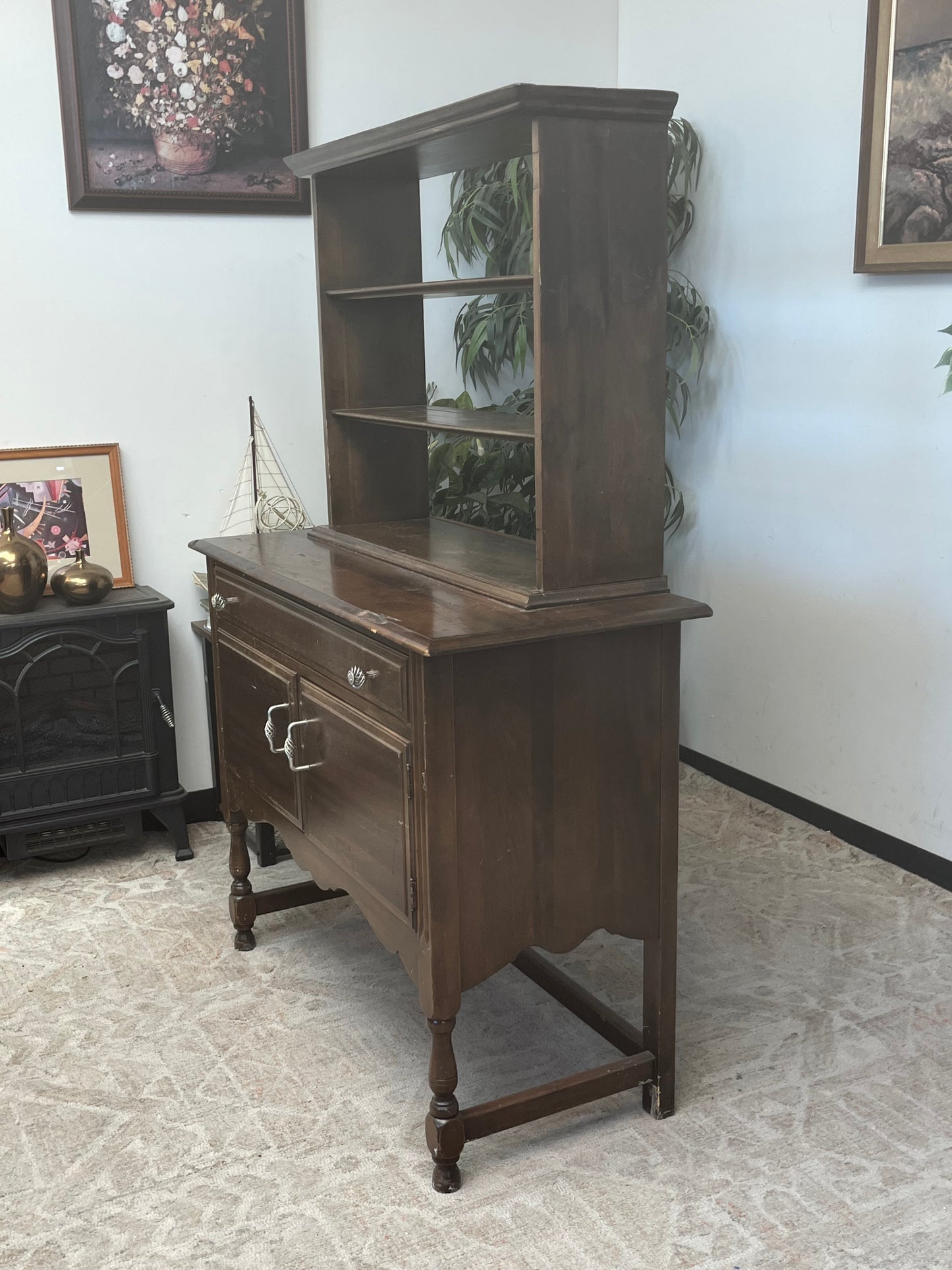 Farmhouse Style Hutch