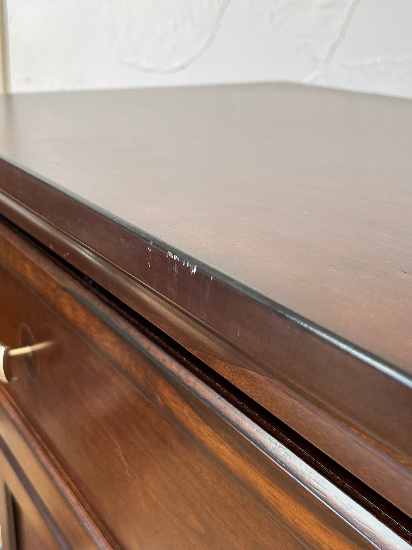 Ashley Furniture Wooden 5 Drawer Dresser