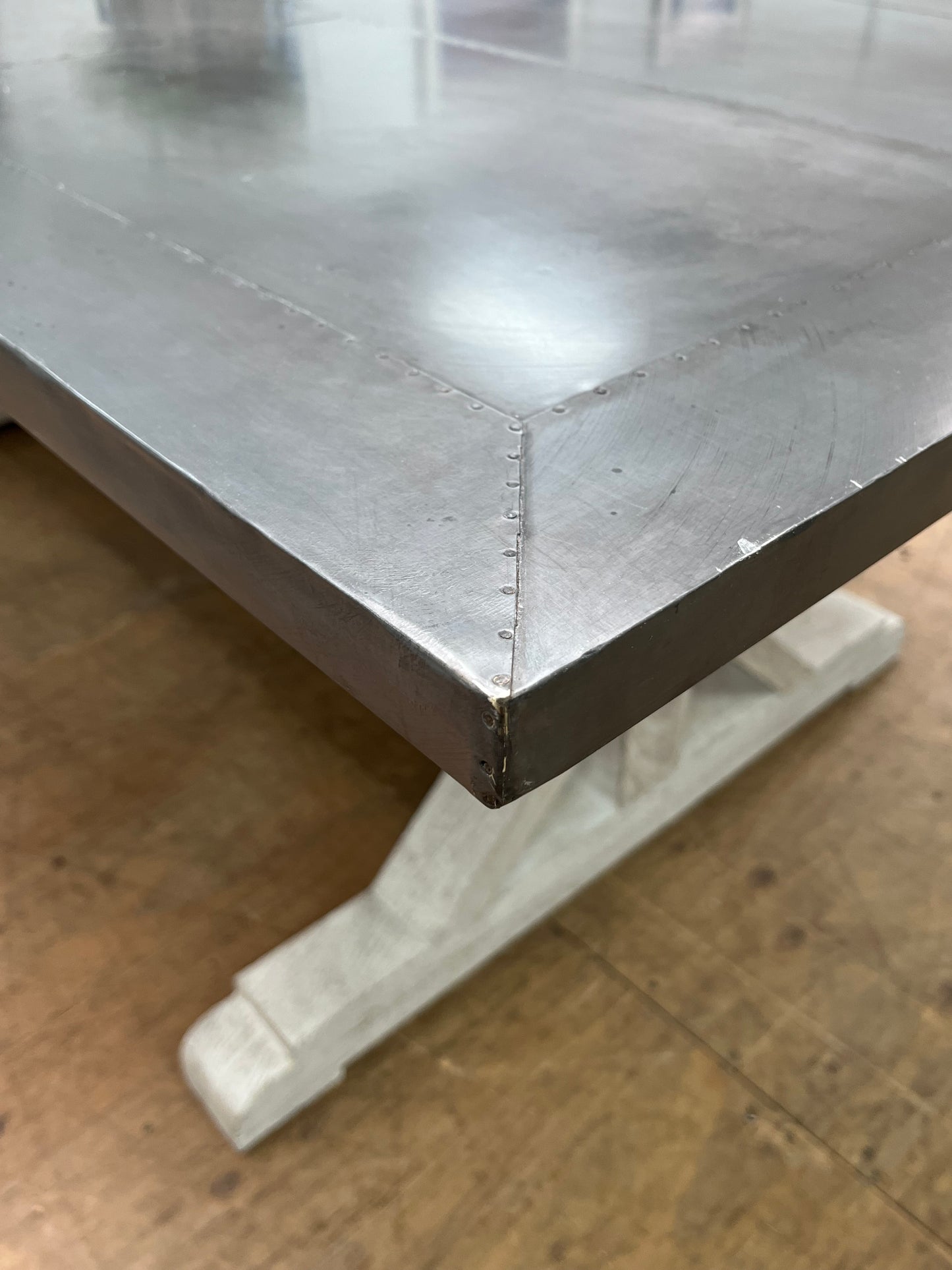 Farmhouse Style Metal 60" Dining Table