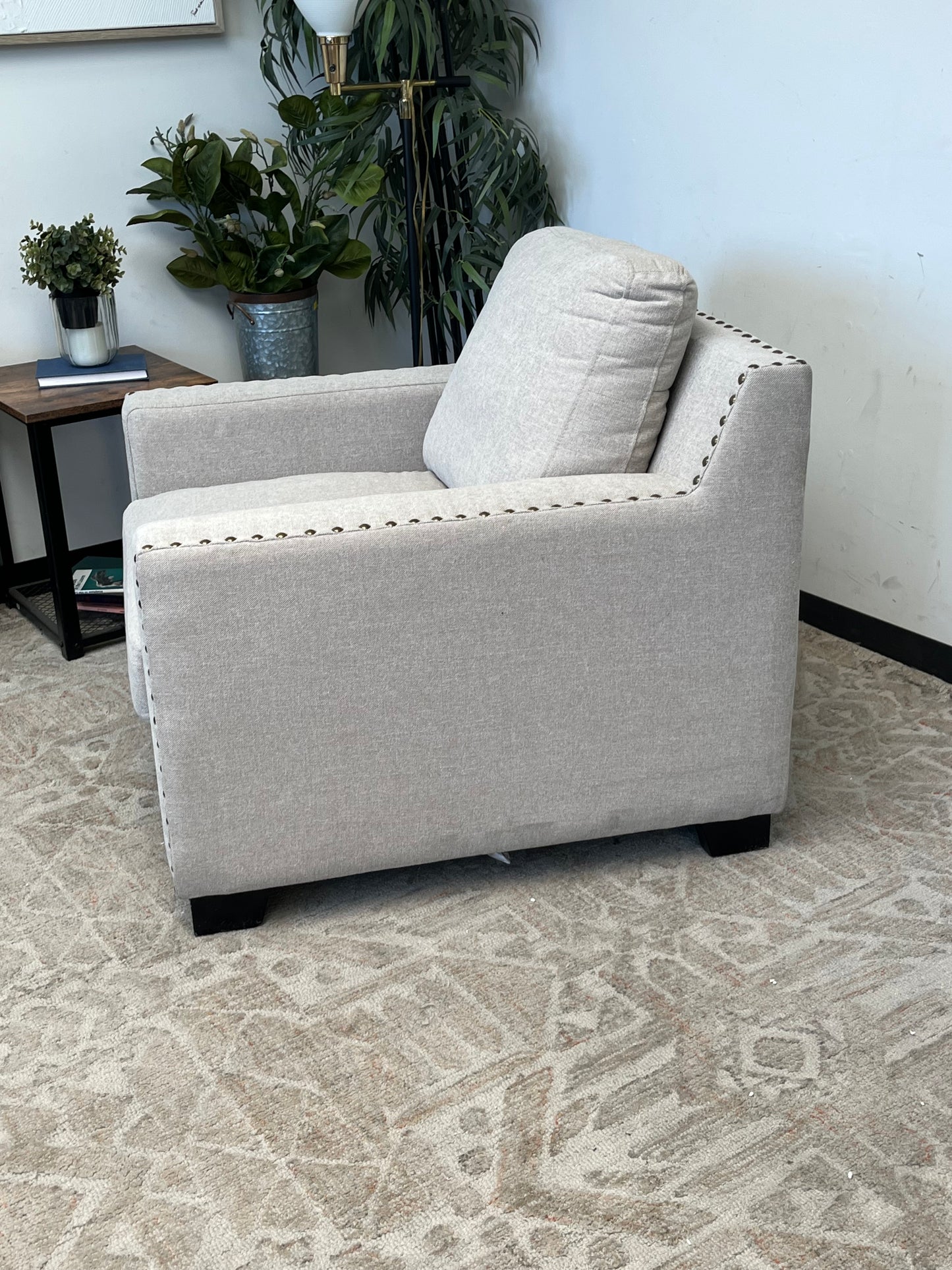 Modern Linen Arm Chair