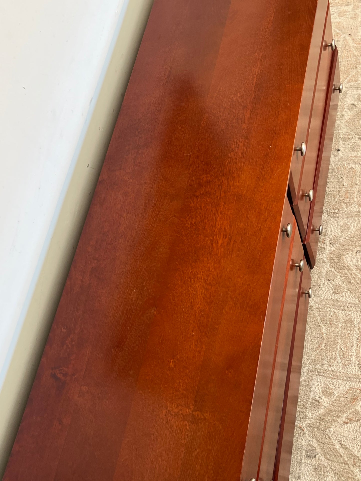 Traditional 6-Drawer Brown Dresser