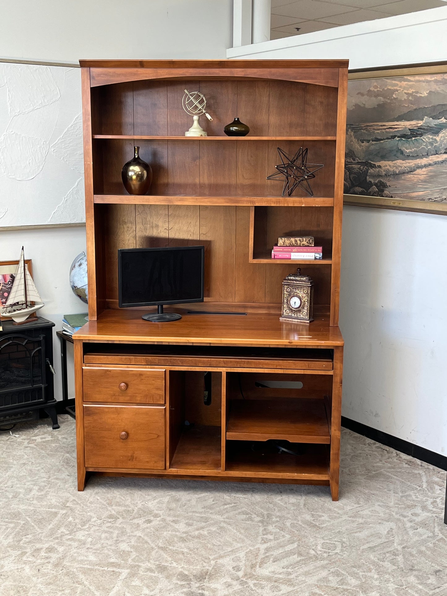 Ethan Allen Computer Desk With Hutch