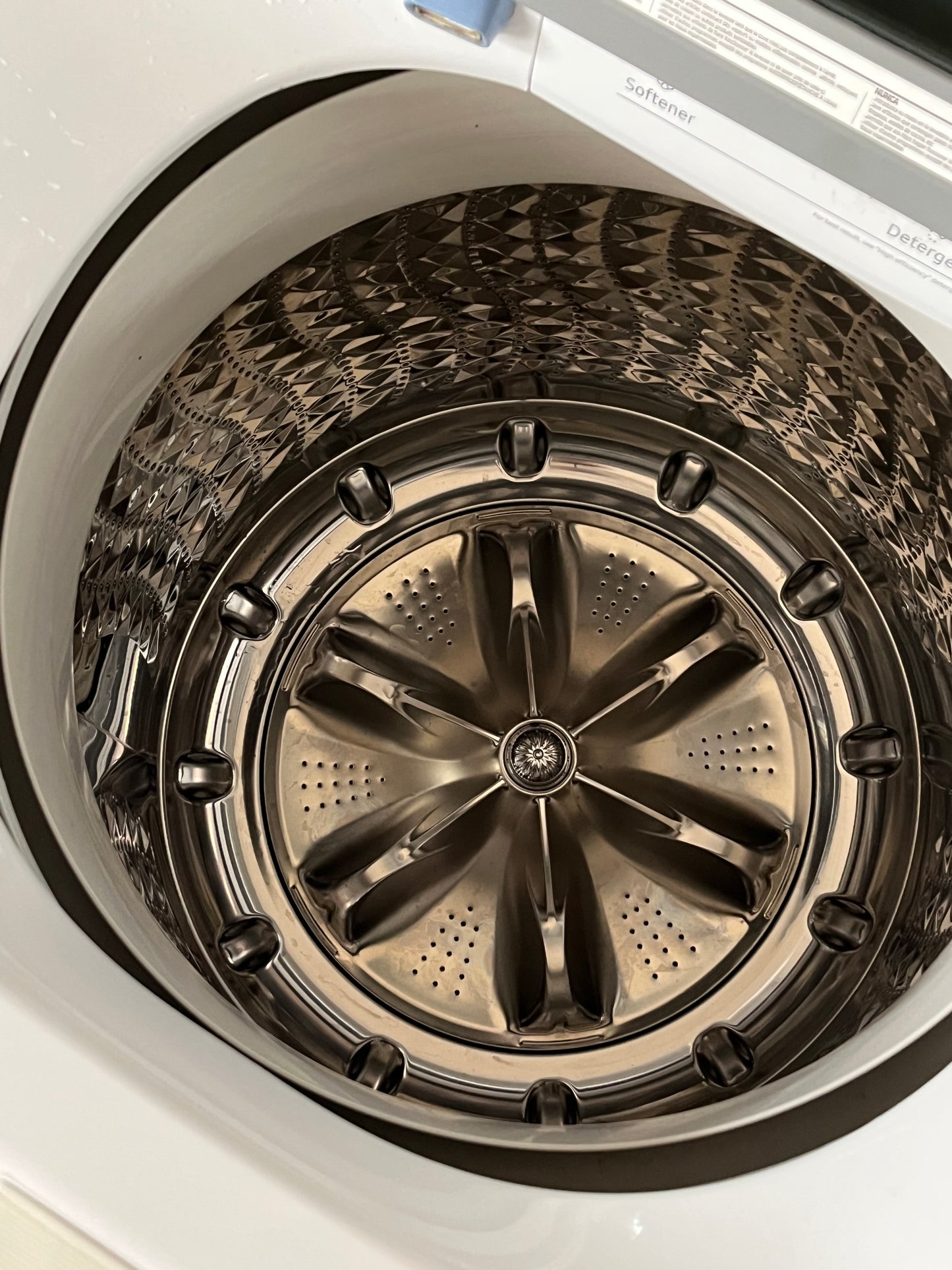 Samsung 5.0 cu. ft. Top Load Washer in White