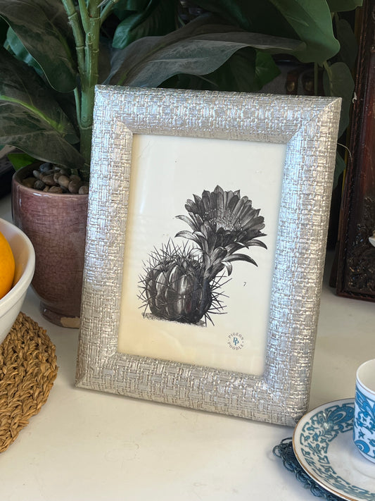 Modern Silver 7" x 5" Picture Frame