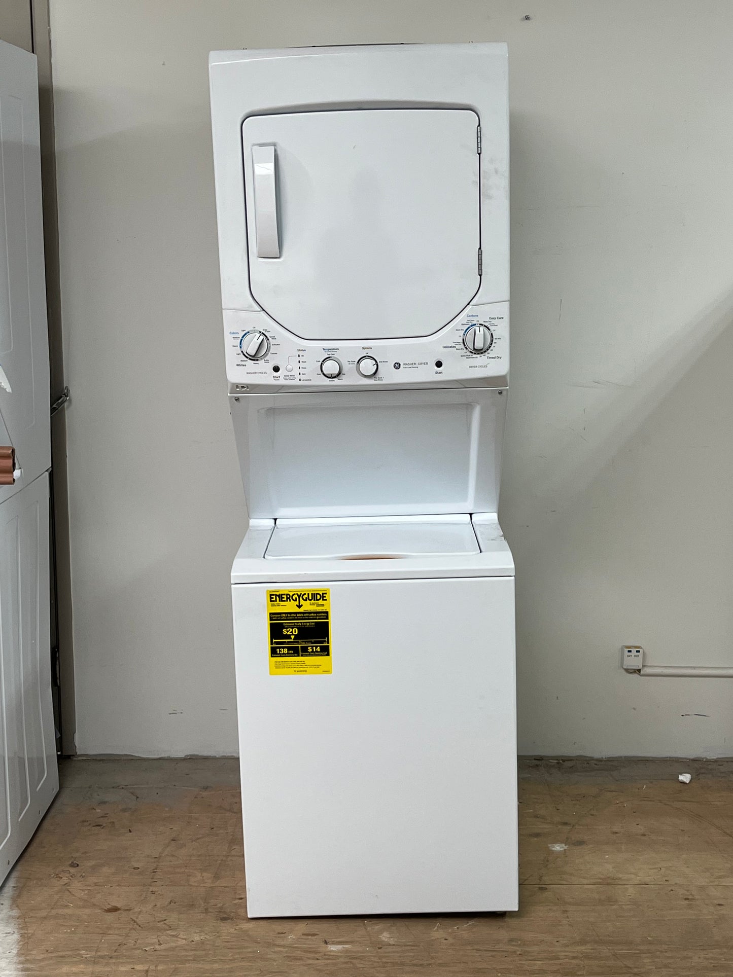 GE 2.3 cu. ft. Washer 4.4 cu. ft. Electric Dryer Combo