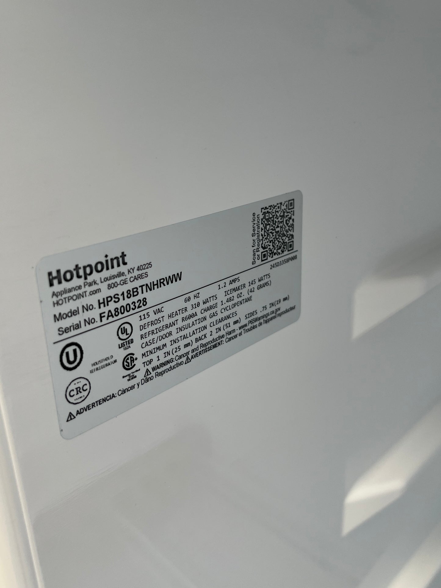 Hotpoint 17.5 Cu. Ft. Top Freezer Refrigerator