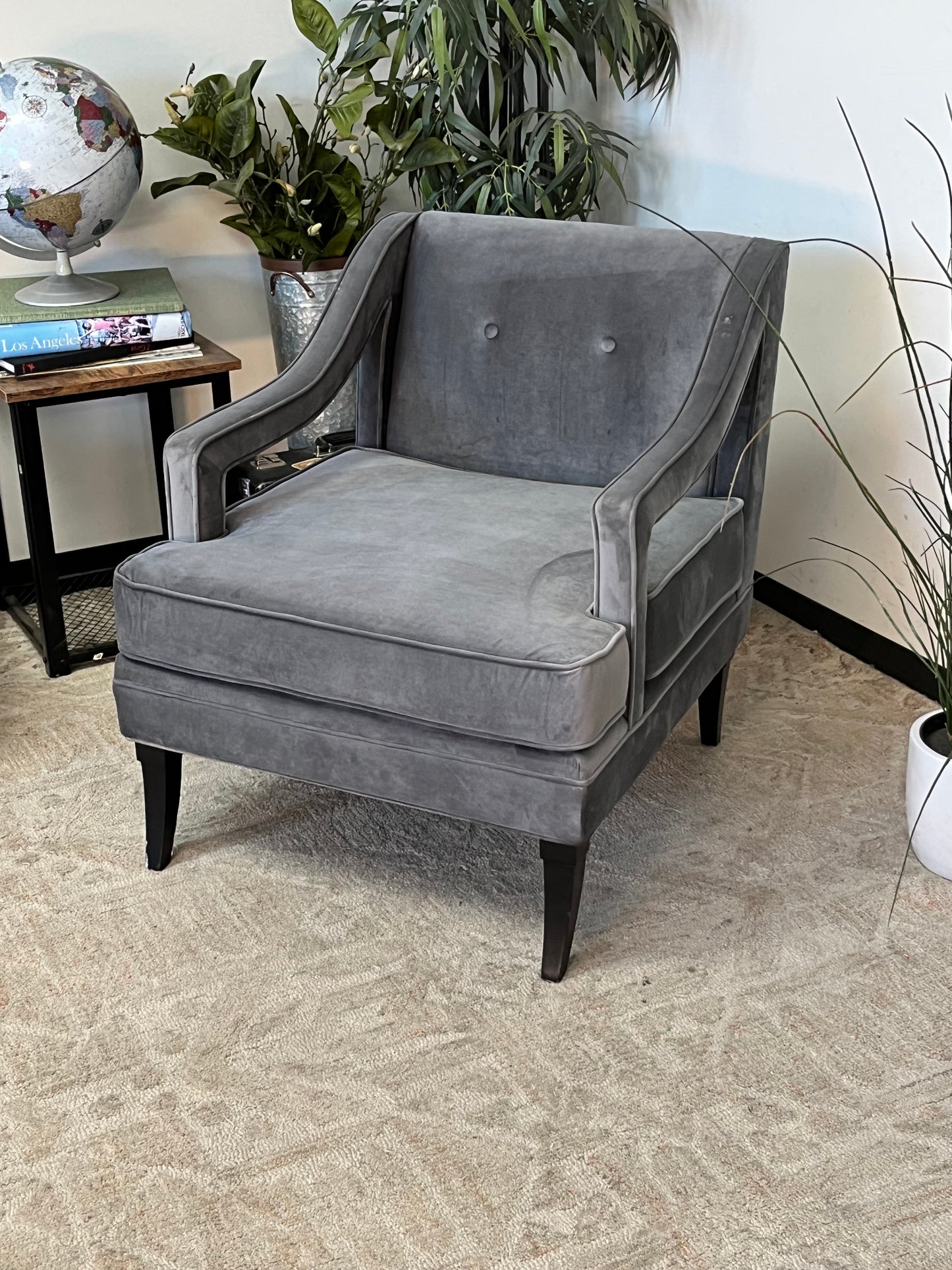 Modern Tufted Gray Chair