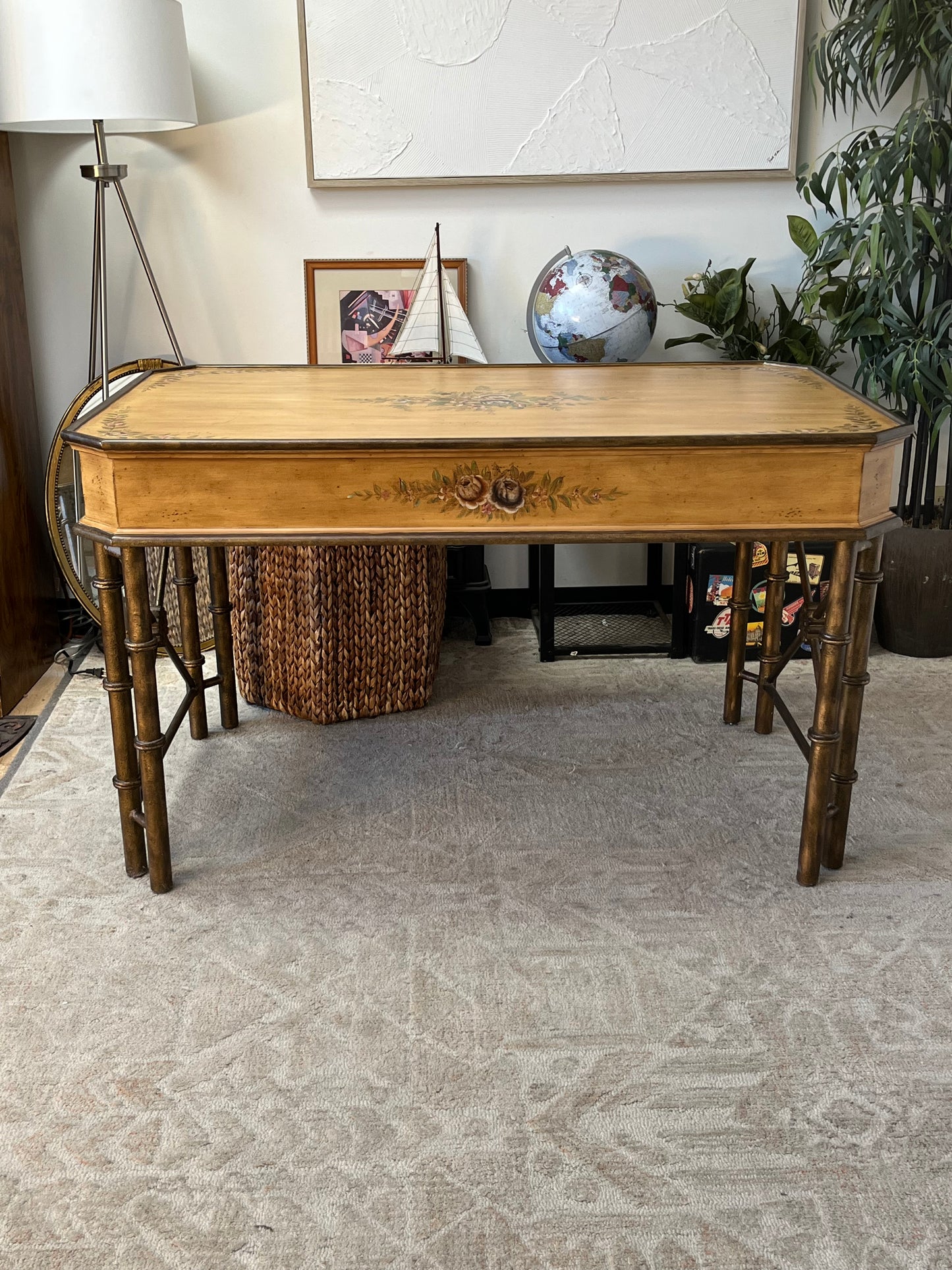 Antique Style Floral Pattern Writing Desk