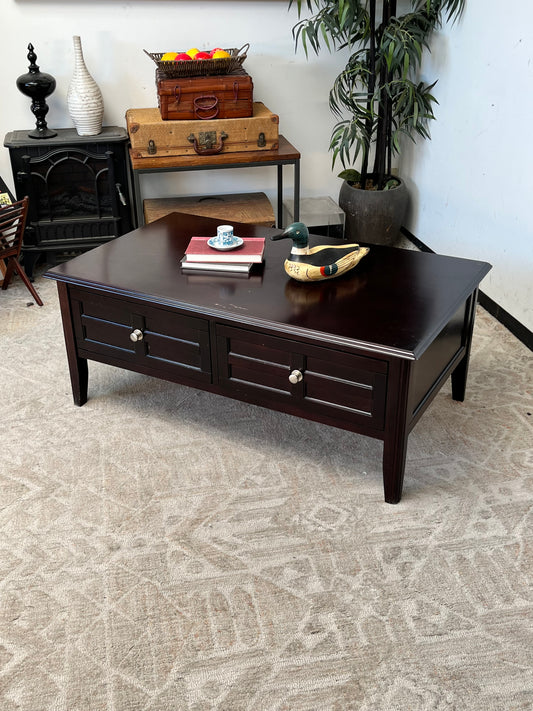 Traditional Style Coffee Table w/Drawers