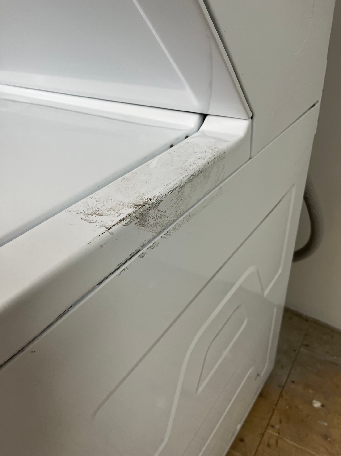 GE 2.3 cu. ft. Washer 4.4 cu. ft. Electric Dryer Combo