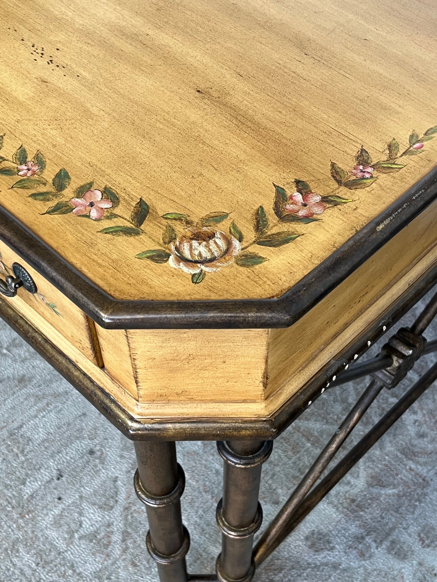 Antique Style Floral Pattern Writing Desk