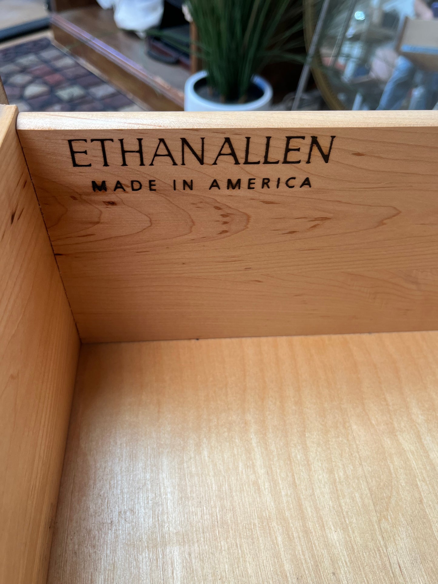 Ethan Allen Computer Desk With Hutch