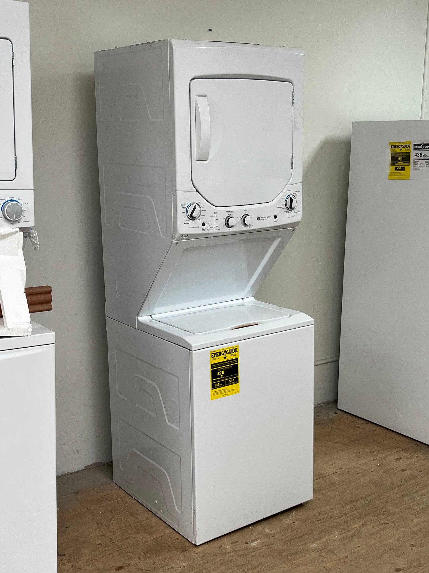 GE 2.3 cu. ft. Washer 4.4 cu. ft. Electric Dryer Combo
