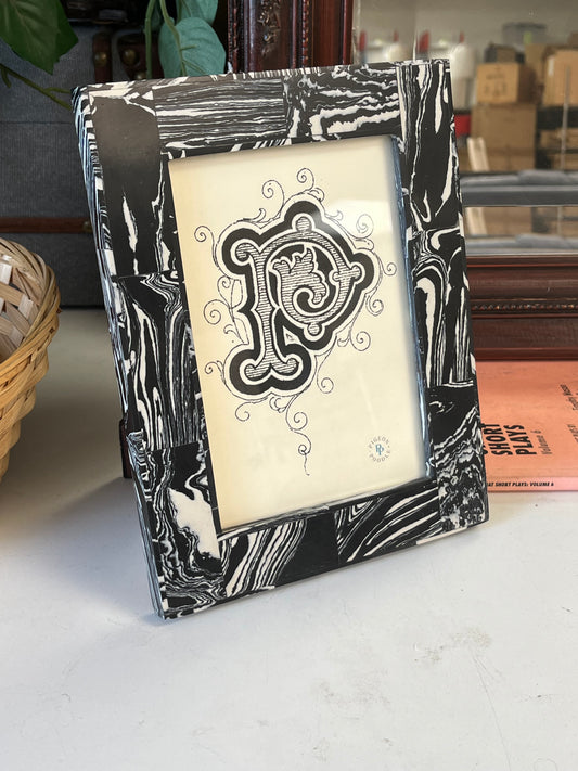 Modern Marbled Swirled 5" x 7" Picture Frame