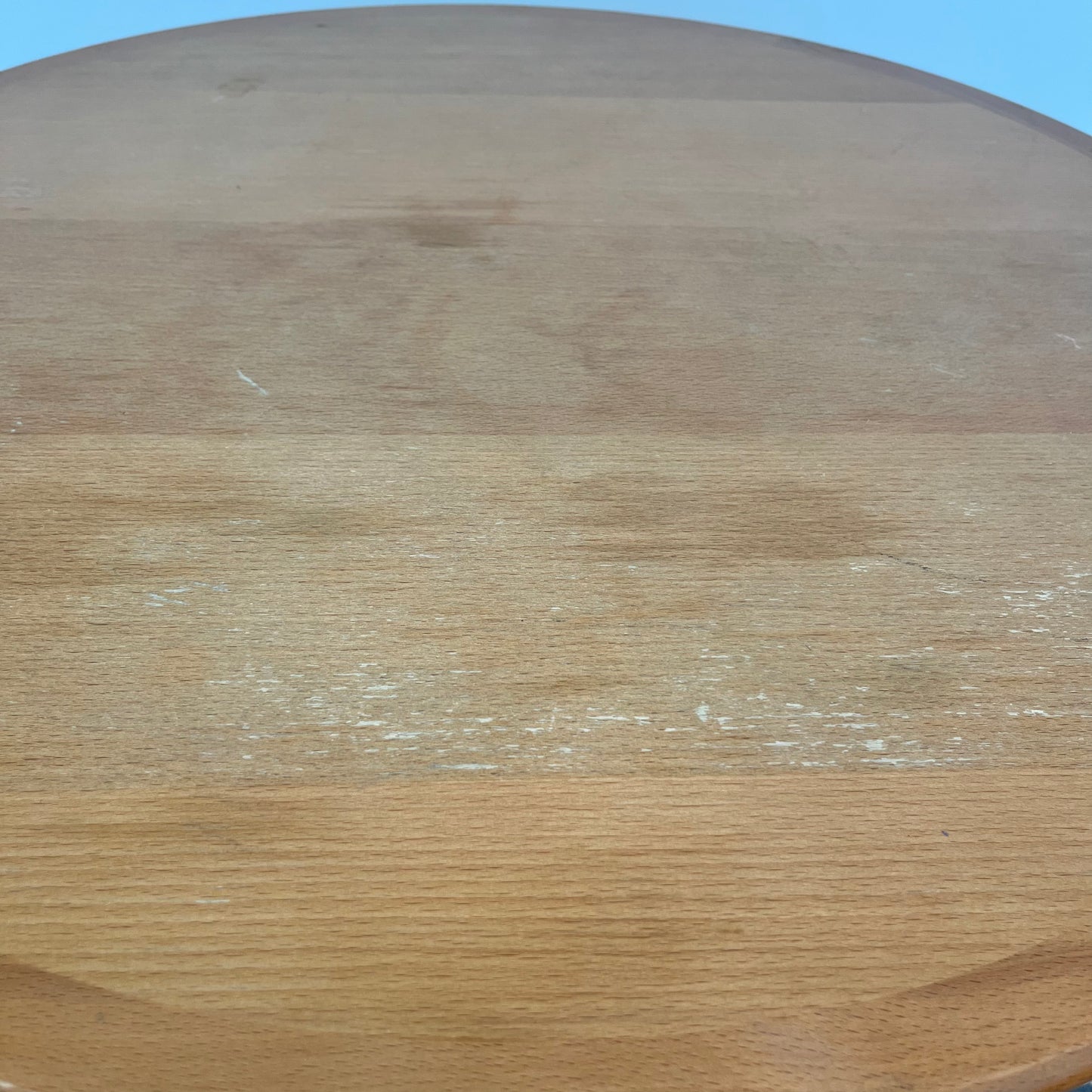 Round Side Table