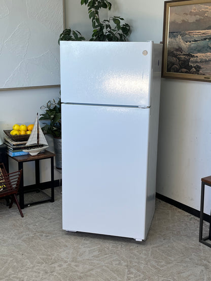 GE 16.6 cu. ft. White Top Freezer Refrigerator