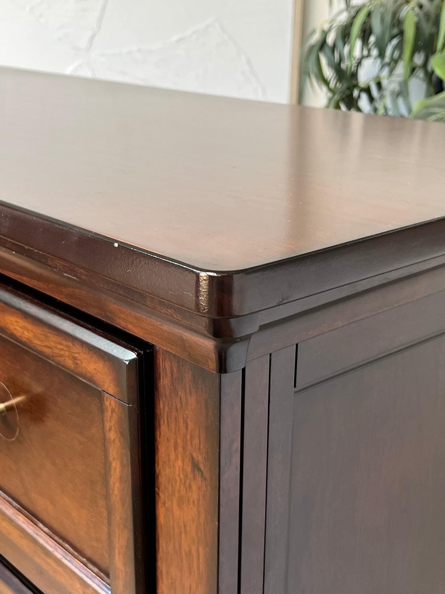 Ashley Furniture Wooden 5 Drawer Dresser