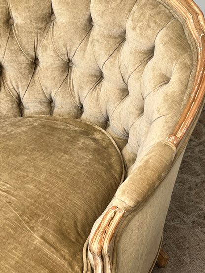 Antique Style Chaise Lounge