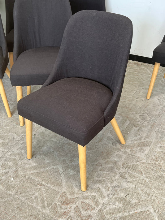 Mid Century Style Set of 6 Chairs