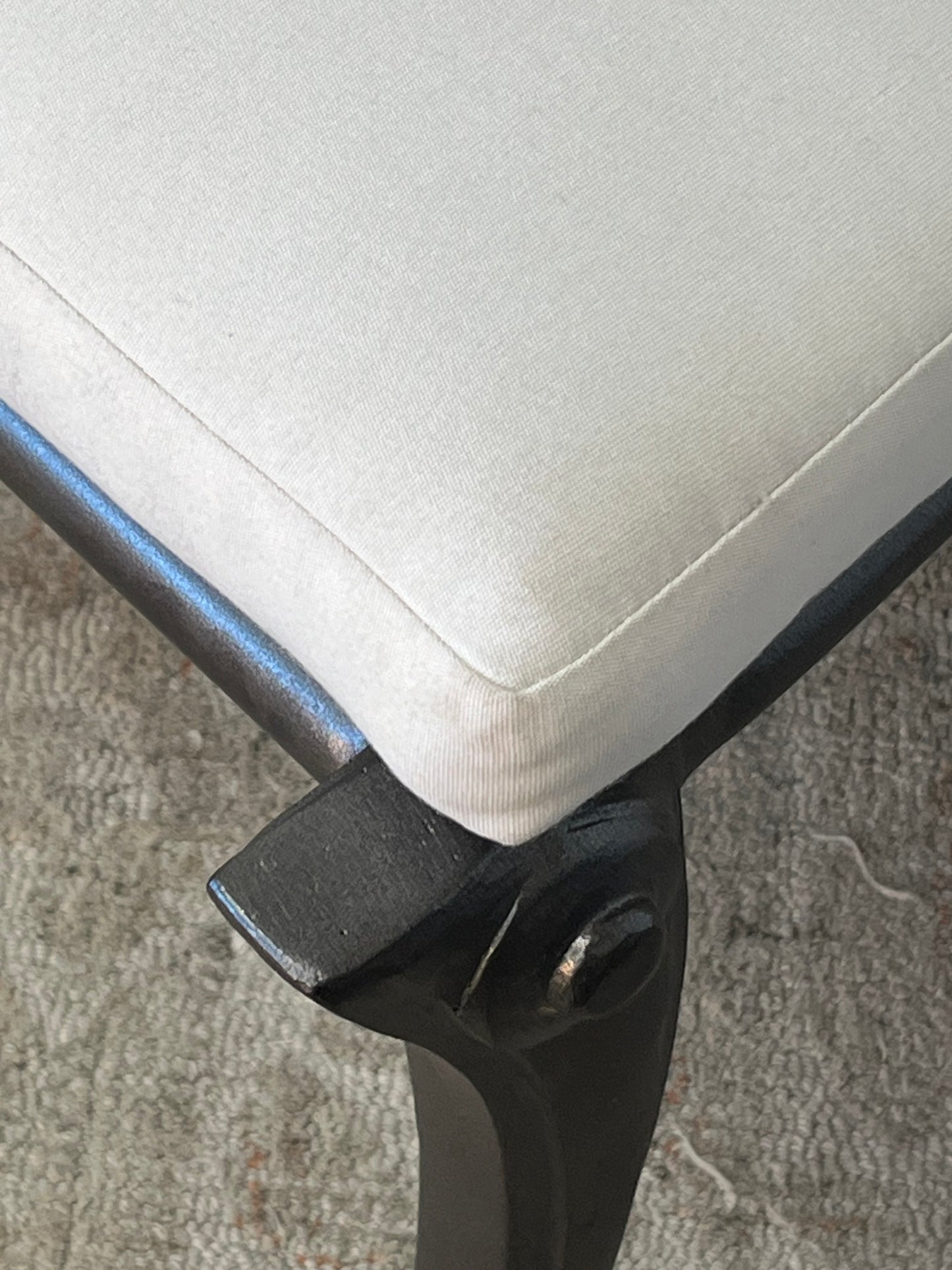 Kreiss Metal Frame Accent Chair