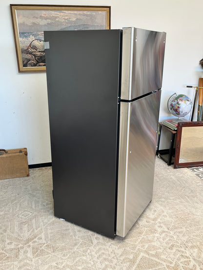GE 17.5 cu. ft. Stainless Steel Top Freezer Refrigerator