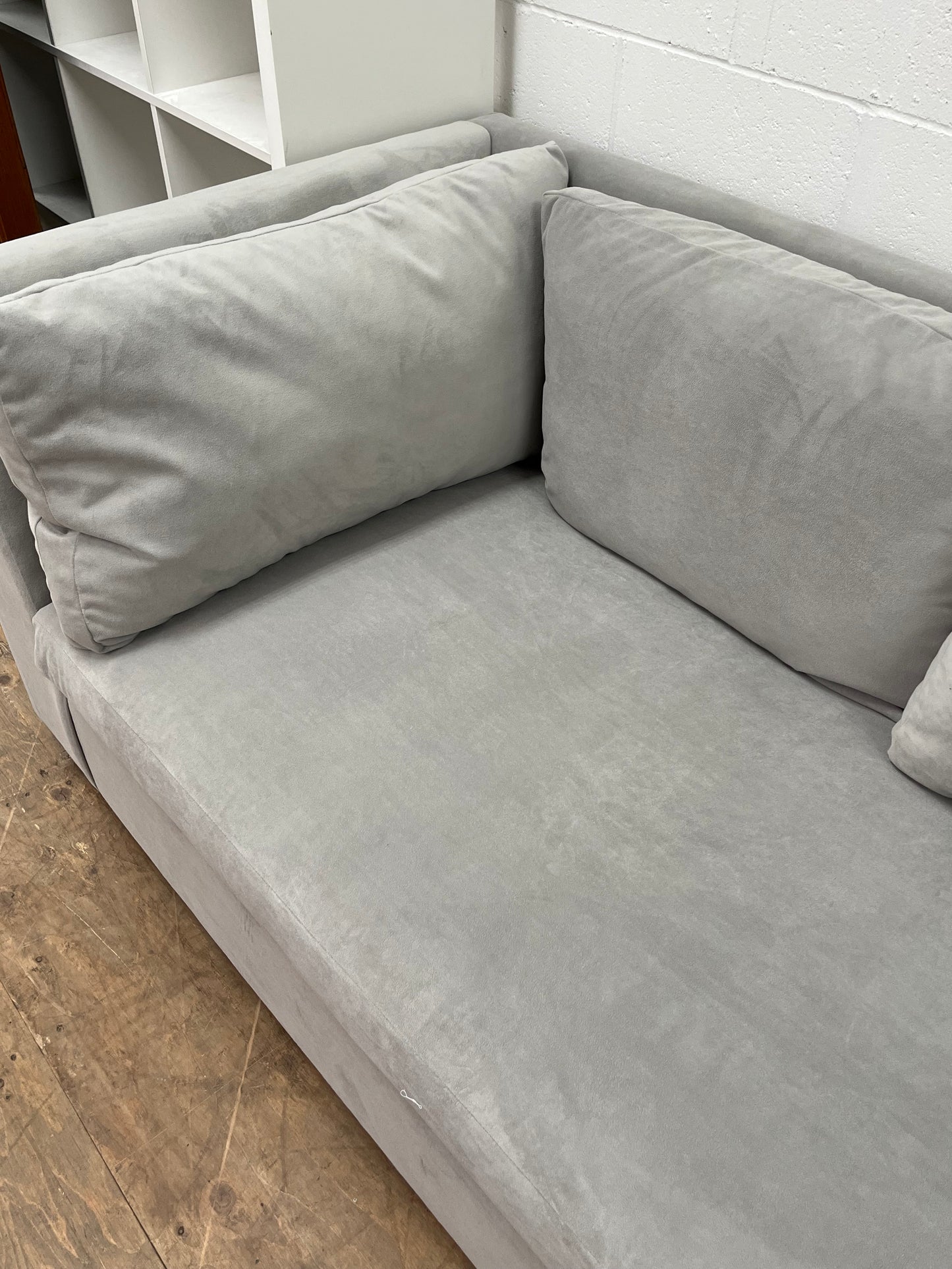 Modern Style Right Arm Chaise